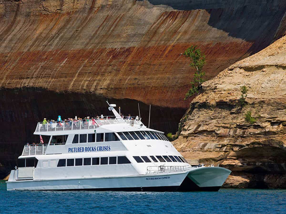 Cliff Line Cruises - Paddling Michigan